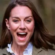 10 Defining Photos of 2025: From Kate's Smile to Holocaust Remembrance