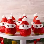 3-Ingredient Strawberry Santas: Viral TikTok Treat Takes Minutes to Make