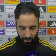 Amorim's Bizarre Zirkzee Substitution Baffles Neville as Man Utd Stumble