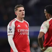 Arsenal's Gyokeres 'Too Nice' in Chelsea Draw, Say Wright & Walcott