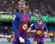 Barcelona Secure 2-0 Victory Over 10-Man Villarreal to Top La Liga