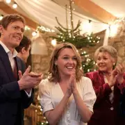 Beyond Paradise Christmas Special: Air Date, Cast & Festive Plot Revealed