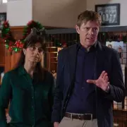 Beyond Paradise Christmas Special: Humphrey's Past Haunts Him in Festive Episode