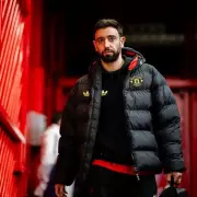 Bruno Fernandes' Man Utd transfer bombshell as club eyes £70m midfield duo