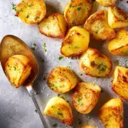 Chef's One-Ingredient Trick Promises Life-Changing Roast Potatoes