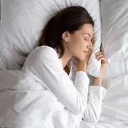 Christmas Dreams Reveal Future: What Seeing Someone Means