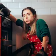 Christmas Stress Peaks at 12:27pm: 5 Expert Tips for a Calmer Day