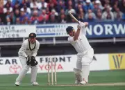 Cricket World Mourns Robin Smith: England & Hampshire Legend Dies Aged 63