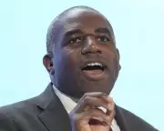 David Lammy Recalls 'Traumatic' School Racism, Urges Farage to Apologise