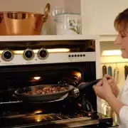 Delia Smith's 45-Minute Hack for a Perfect, Stress-Free Christmas Dinner