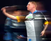Dobey Survives Early Scare, Soutar Endures 15 Missed Match Darts at PDC Worlds