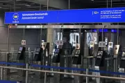 EU's New EES Border System Sparks Airport 'Mayhem' and 3-Hour Queues