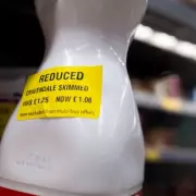 Ex-Supermarket Worker's Guide to Yellow Sticker Bargains & Christmas Savings