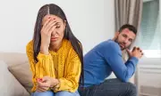 Expert Reveals Best & Worst Time to Break Up Before Christmas
