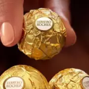 Ferrero Rocher 42-Piece Box Under £20 on Amazon with Christmas Delivery