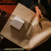 Folding Queen's Viral Hack Makes Odd Christmas Presents Easy to Wrap