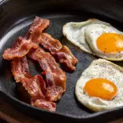 Forget Oil: The Simple Water Trick for Perfectly Crispy Bacon