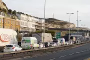French Border IT Glitch Sparks Hour-Long Delays at Dover for Christmas Getaway