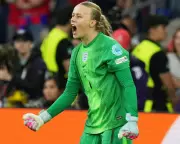 Hannah Hampton Crowned The Best FIFA Women's Goalkeeper for 2025