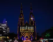 Heroes of 2025: From Bondi to Gaza, Acts of Courage Defy Darkness