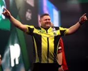 James Hurrell Stuns Stephen Bunting 4-3 in PDC World Darts Championship Thriller