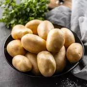 Keep Potatoes Fresh for 6 Months with a Simple Newspaper Hack