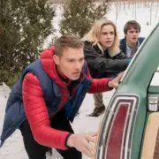 Let It Snow: Netflix's 2019 Festive Hit Hailed as Teen 'Love Actually'