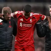 Liverpool's Isak Injury Sparks Ekitike Call-Up After 2-1 Spurs Win