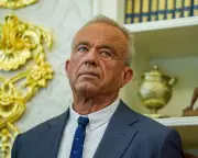 Measles Outbreak: RFK Jr's Anti-Vaccine Group Defends Him Amid Worst US Cases in 30 Years