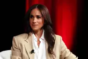 Meghan Markle Reaches Out to Estranged Father After Leg Amputation