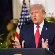 Michael Crawford Reveals Trump's Off-Camera Antics at Kennedy Centre Honour