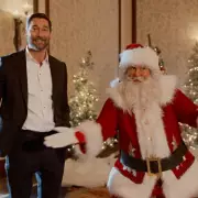 Netflix's 'My Secret Santa' Channels Mrs Doubtfire in Festive Romcom