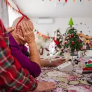 NHS GP's Christmas Dementia Care Warning: Key Signs Home May No Longer Be Safe