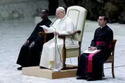 Pope Leo Vows to Continue Francis's Reforms in Christmas Address