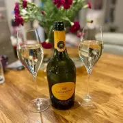 Prosecco Taste Test: 8 Supermarket Bottles Reviewed, Surprise Winner Beats Aldi