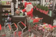 Santa and Elves Steal £2,3k of Food in Montreal 'Grocery Heist'