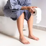 Stage 3 Bowel Cancer Survivor, 38, Warns of 'Sneaky' Symptom Absence