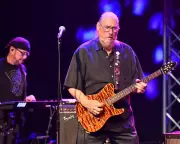 Steve Cropper, Legendary Guitarist of Booker T. and the MGs, Dies at 84