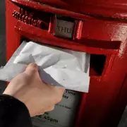 Texan in England reveals secret royal codes on UK postboxes