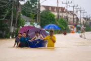 Thailand Floods: 170 Dead, Travel Safety and Latest UK Advice