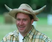 The Archers' Roadshow Legacy: From 1950s Swearing to 1980s Cabbage Prizes