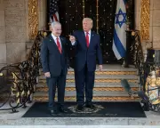 Trump Meets Netanyahu, Threatens Hamas and Fed's Powell in Mar-a-Lago Summit