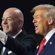 Trump's 'Bizarre' FIFA Peace Prize: Body Language Expert Decodes the Ceremony