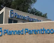 Trump's Planned Parenthood Medicaid Block: A $1bn Healthcare Shift