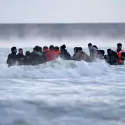 UK and Greece Sign Landmark Migration Pact to Combat Small Boats