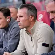 Wrexham Set for Transfer Battle with Van Persie's Feyenoord for Goalkeeper Vaessen