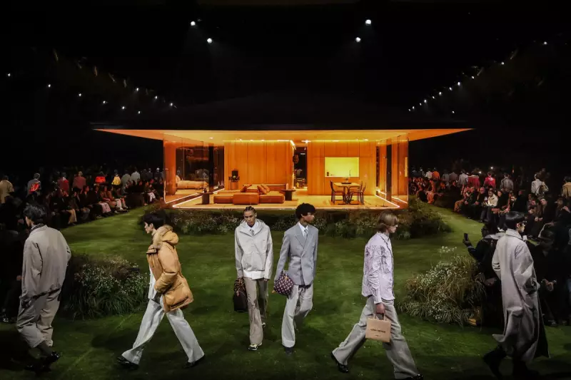 Paris Fashion Week 2026.Paris Fashion Week 2026: Statement Coats, Bold Shoulders & Sharp ...