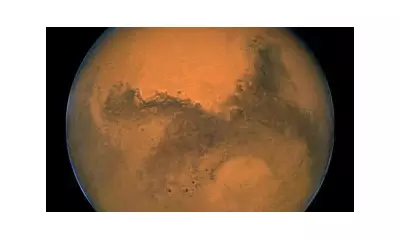 Atmospheric Water Harvesting on Mars Could Support Human Habitation, Study Reveals