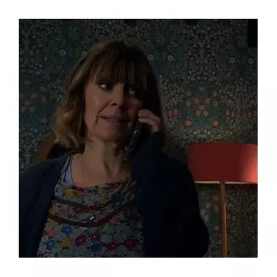 Emmerdale fans 'work out' Rhona's mystery caller is Graham Foster