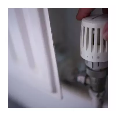 E.ON's £90 Heating Alert: Simple Radiator Changes & One Degree Thermostat Tip